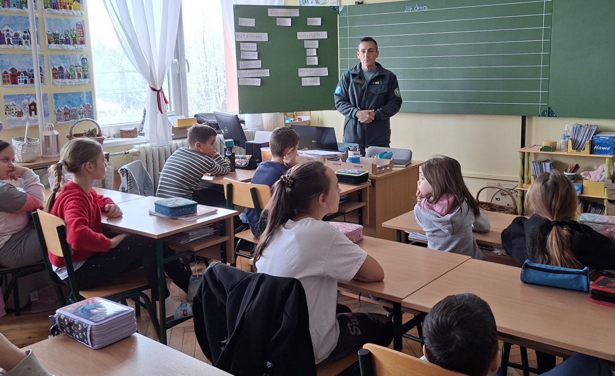 Nagymágocsi iskola előadás